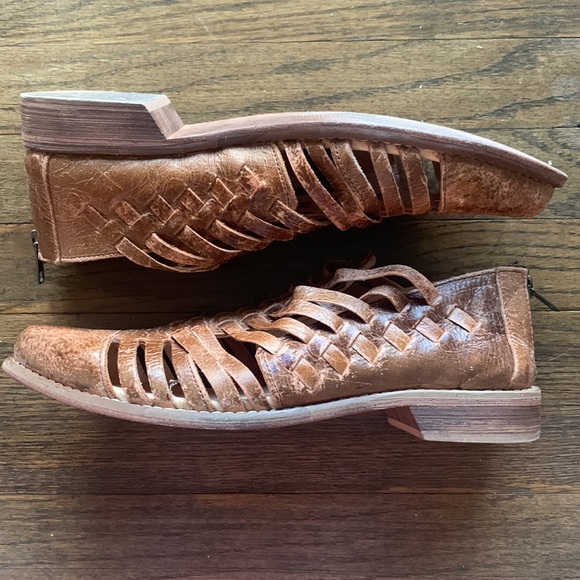 Chic Leather Loafers 🤎 - Picture 3 of 6